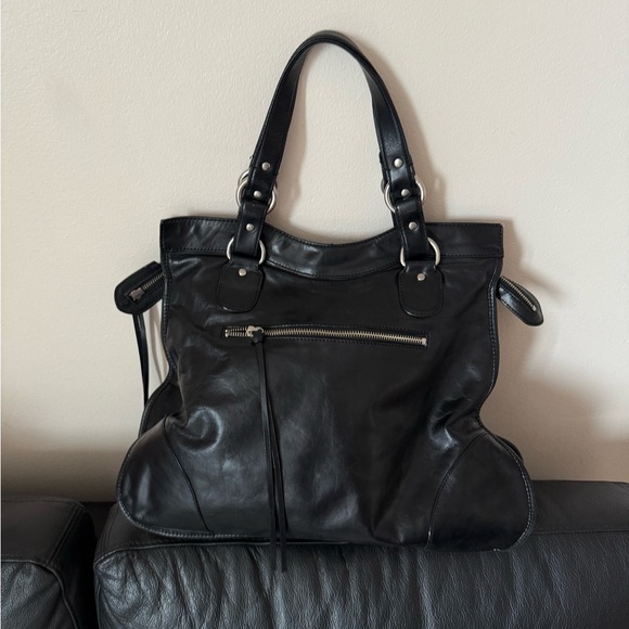 Club Monaco Handbags - Club Monaco Black Leather Tote with Front Zip